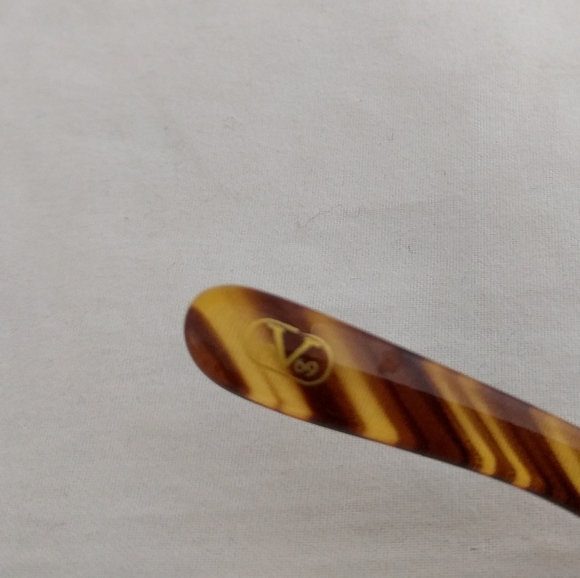 Vintage VERSACE tortoise sunglasses - Picture 5 of 10